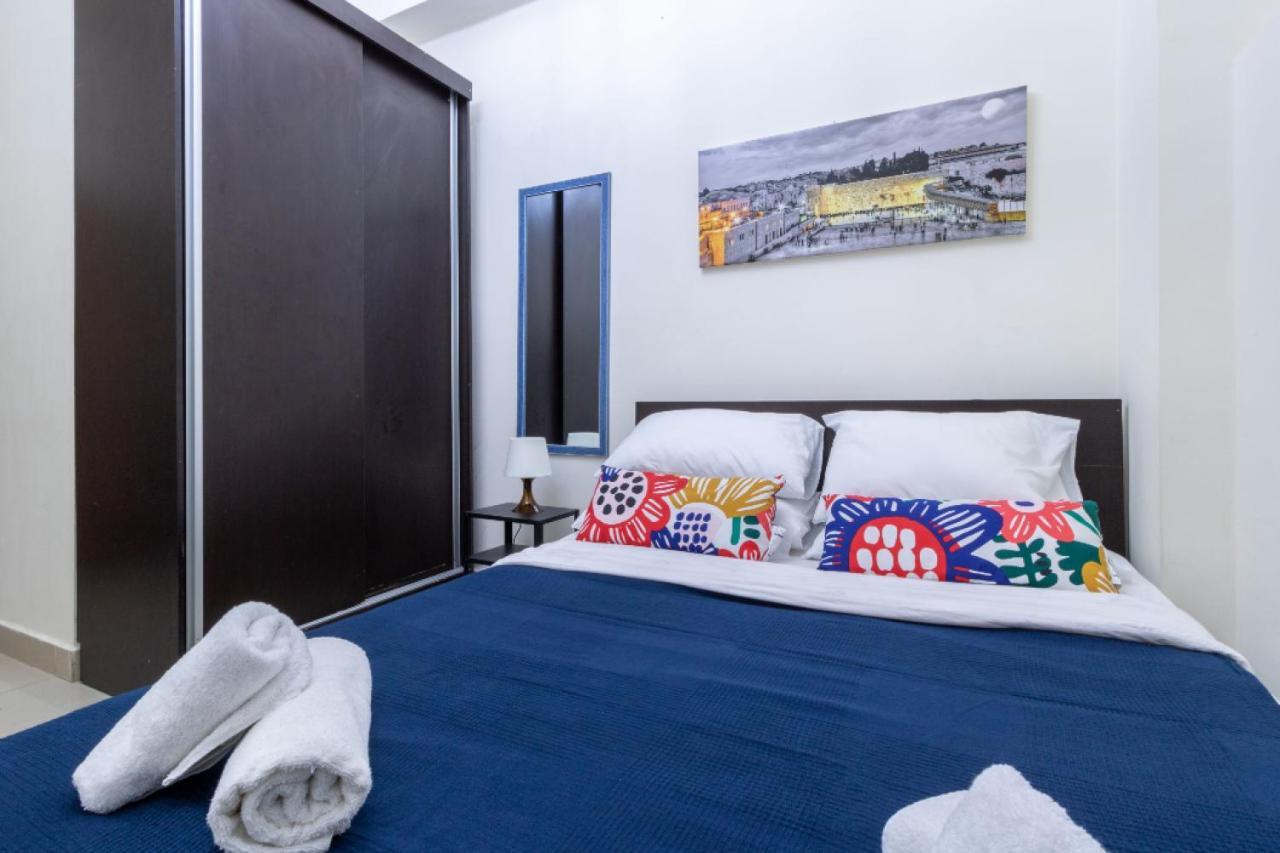 Nhe Machne Yehuda Apartments Jerusalem Exterior photo