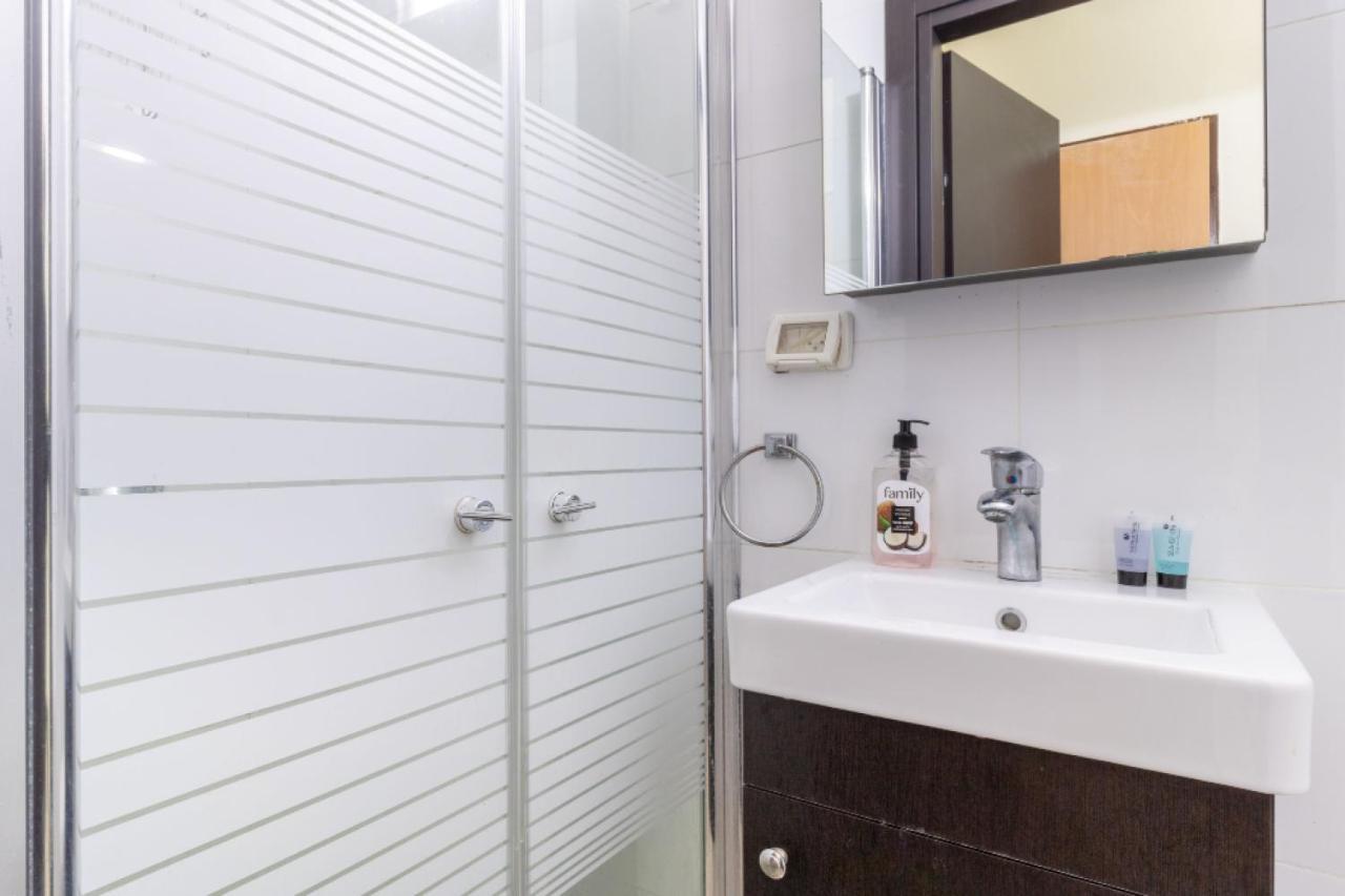 Nhe Machne Yehuda Apartments Jerusalem Exterior photo