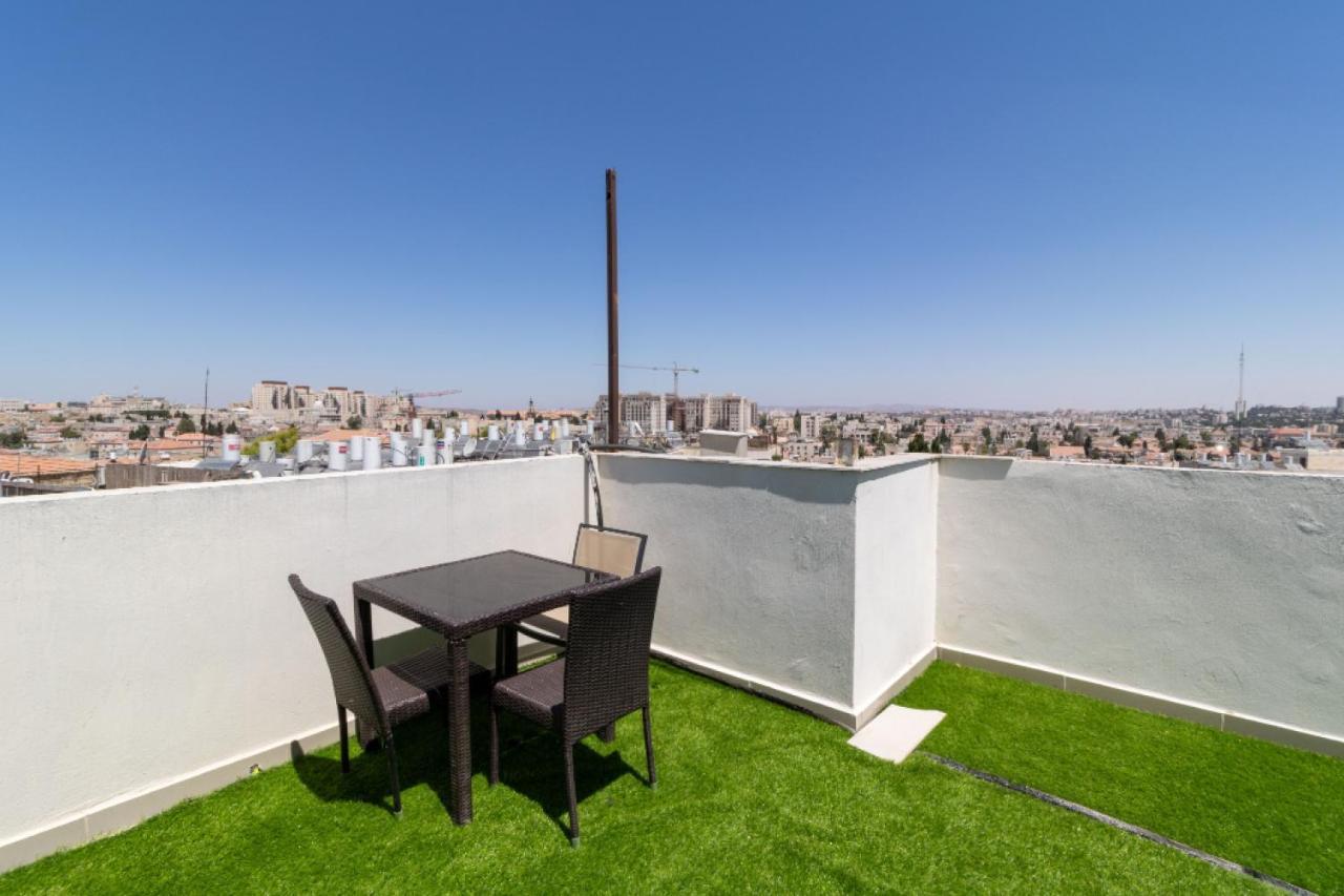 Nhe Machne Yehuda Apartments Jerusalem Exterior photo