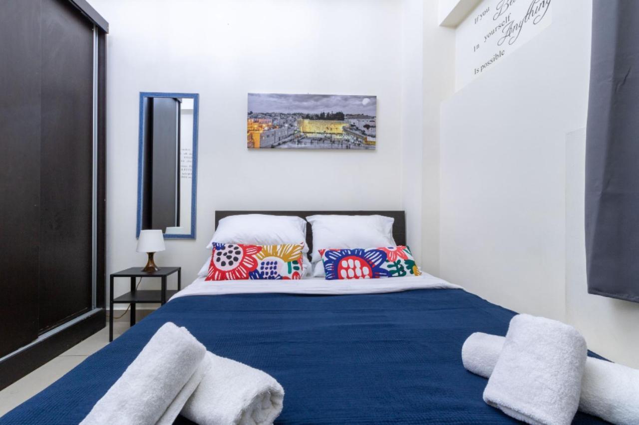 Nhe Machne Yehuda Apartments Jerusalem Exterior photo